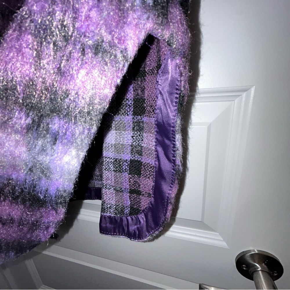 New, Forever21 Ombre Fuzzy Large Button Front Long Sleeve Shacket Long Jacket - Picture 7 of 11